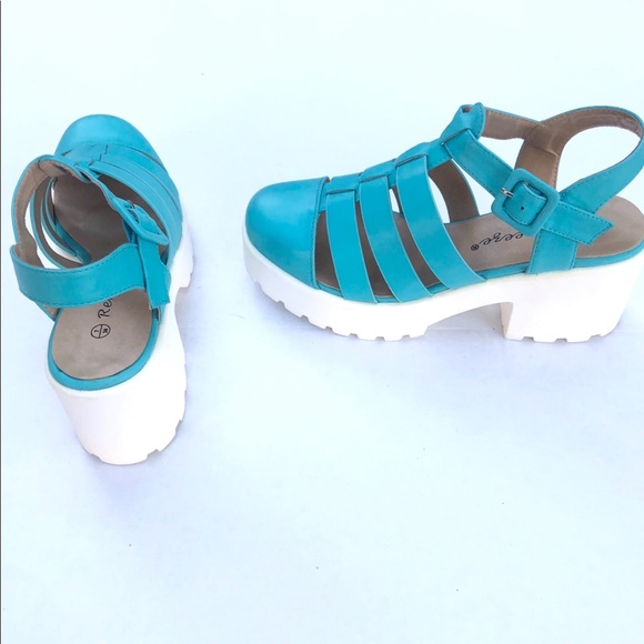 🎉HOST PICK🎉BLUE & WHITE  CHUNKY PLATFORM SANDALS - Picture 5 of 8
